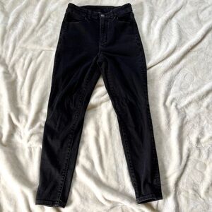 • american eagle black curvy high-rise jegging | 6 short •